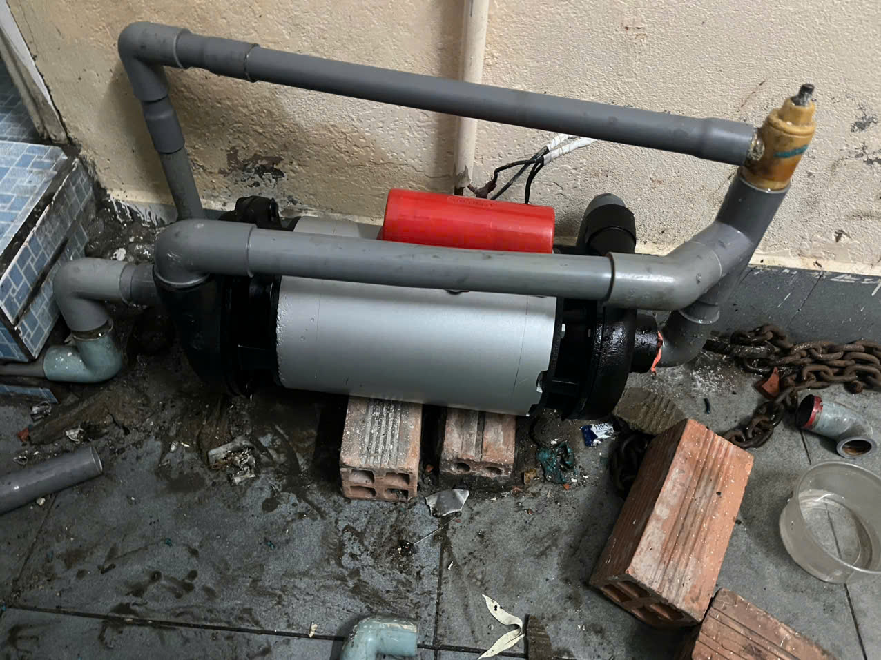 Lắp máy bơm nước giếng khoan giá rẻ