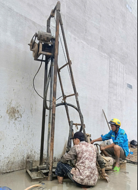 Thợ khoan giếng tiếp địa ở khu vực quận 6