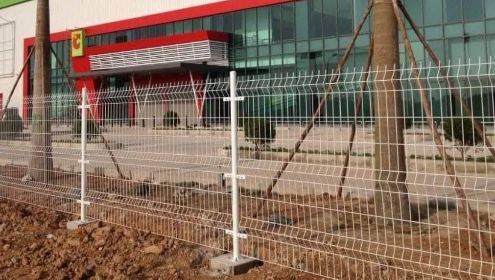 Thi công làm hàng rào sắt nhà xưởng tại Tp Mới Thủ Dầu Một