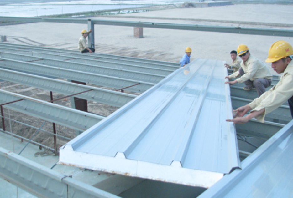 Thi công lợp mái tôn nhà xưởng tại Tây Ninh
