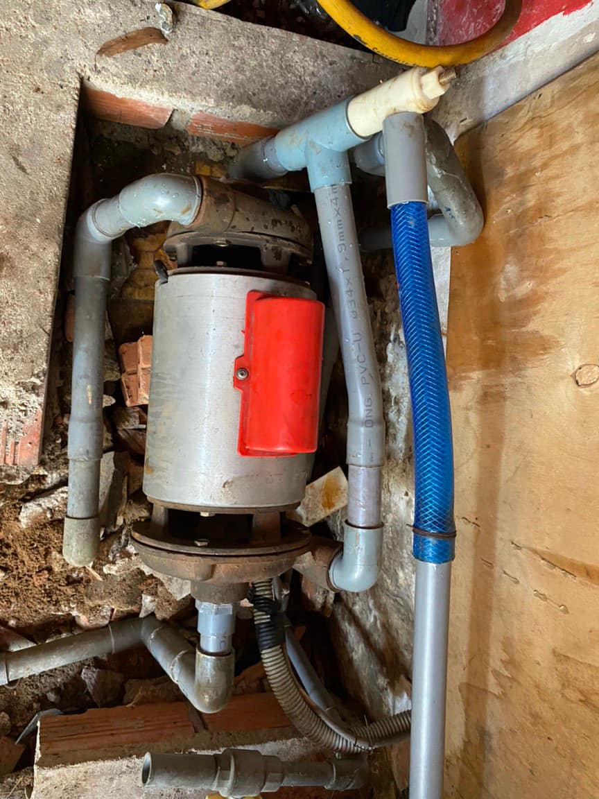 Thợ sửa máy bơm nước giếng khoan tại quận 8, lắp đặt máy bơm nước giếng khoan.